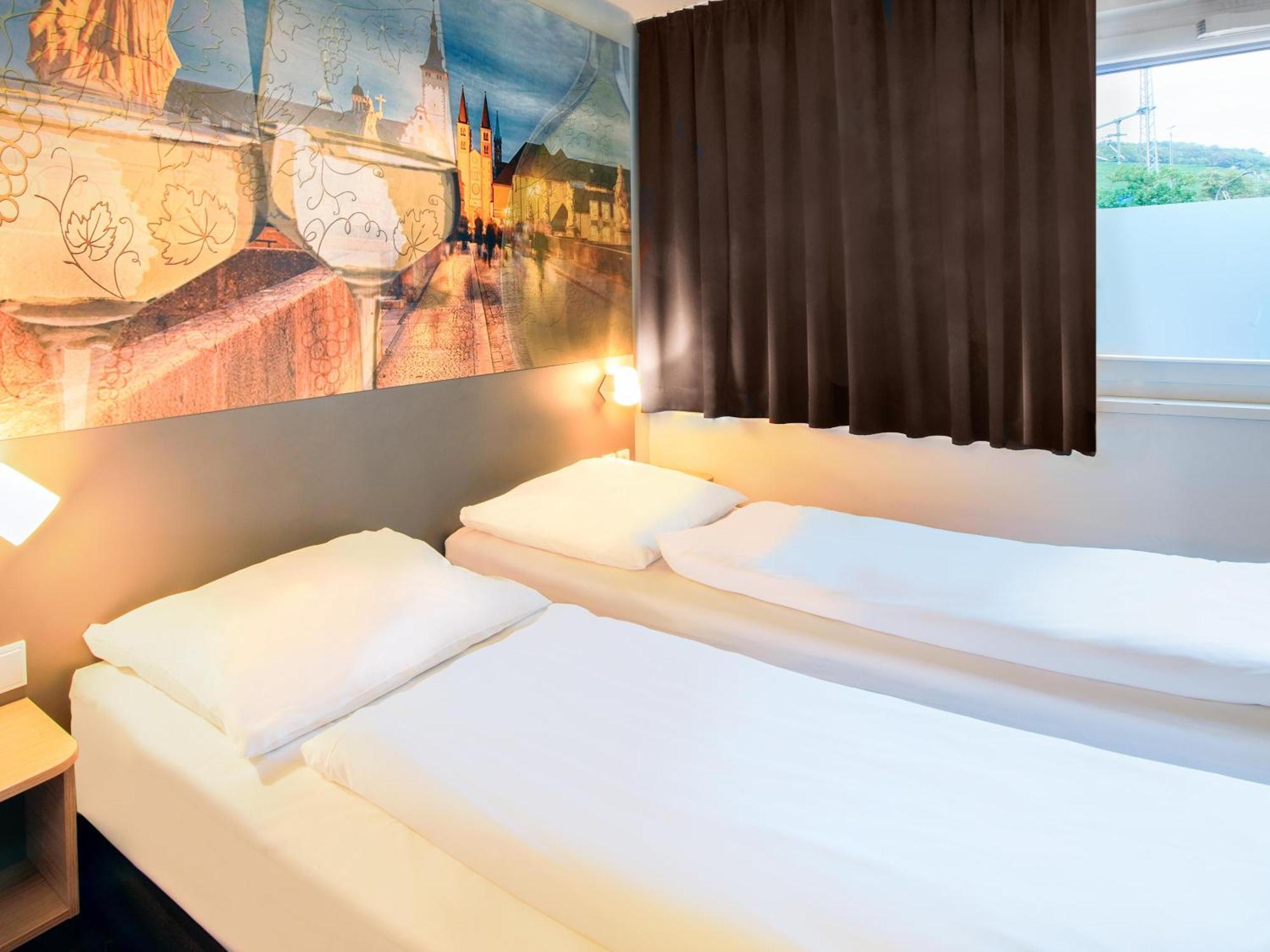 B&B Hotel Wuerzburg-City ภายนอก รูปภาพ