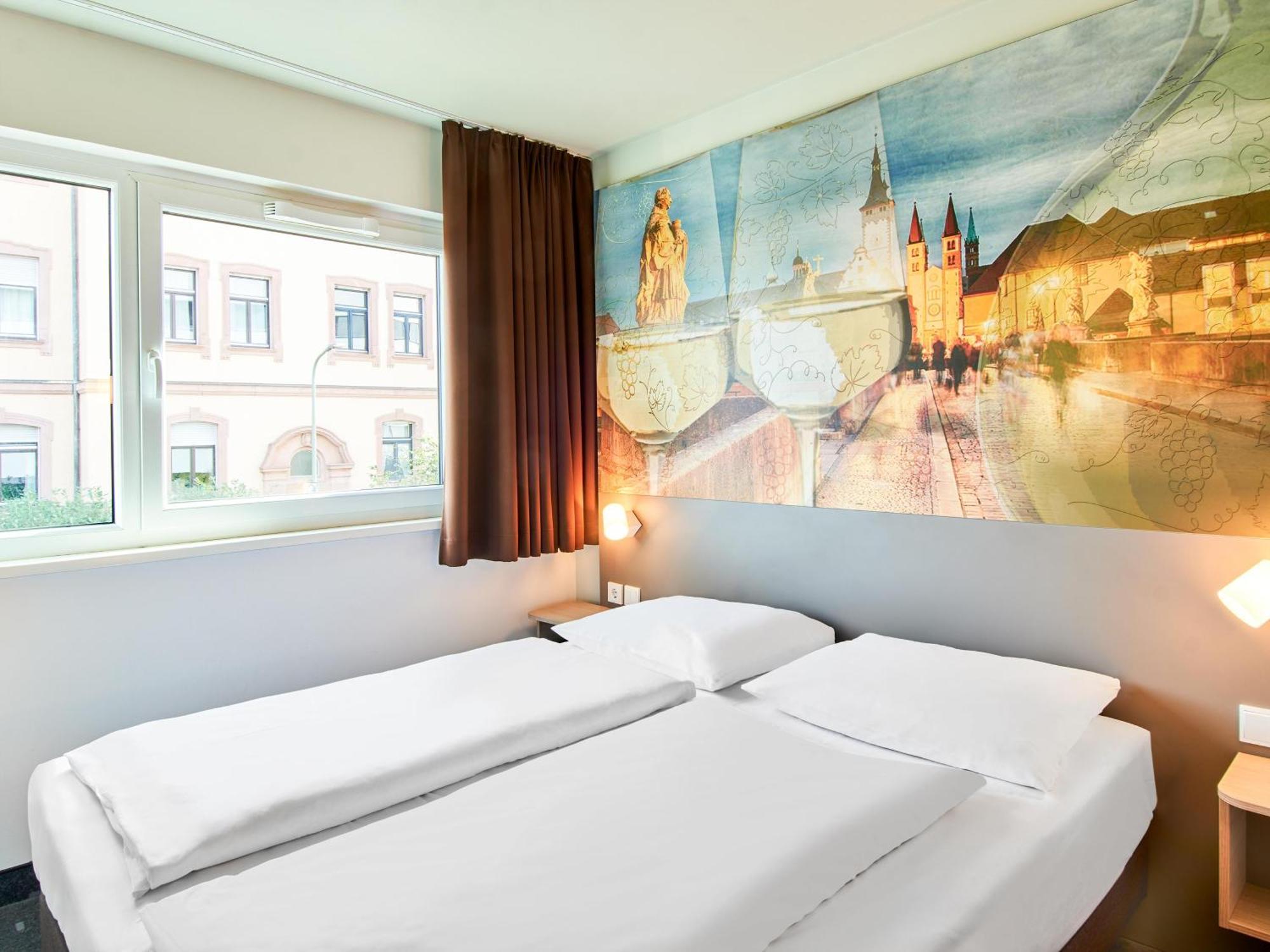 B&B Hotel Wuerzburg-City ภายนอก รูปภาพ