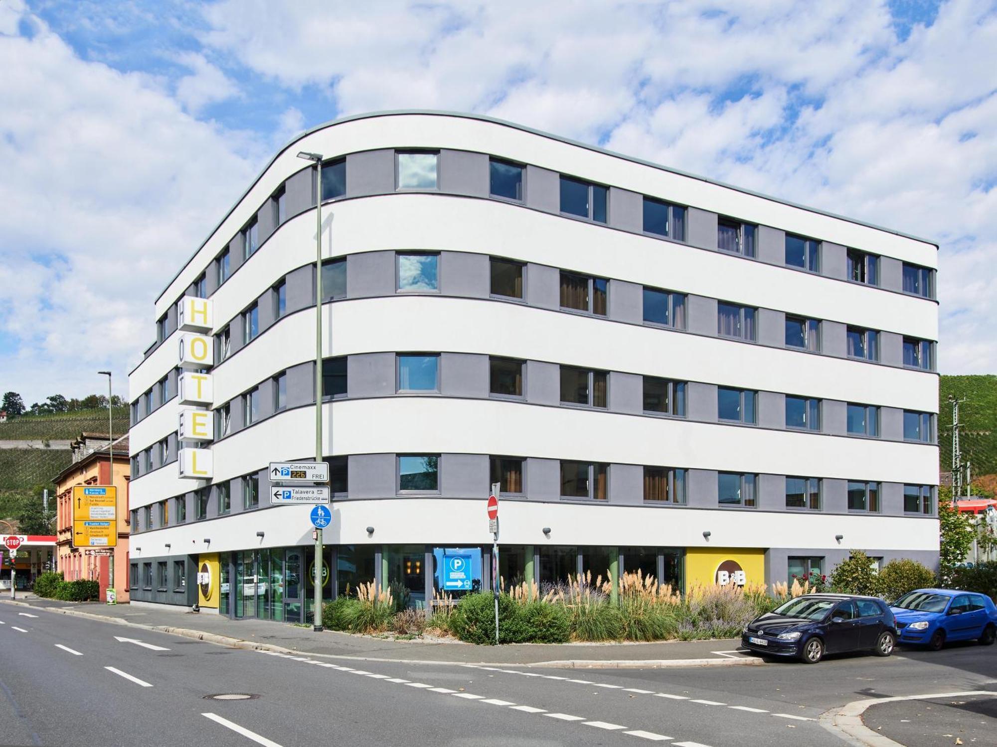 B&B Hotel Wuerzburg-City ภายนอก รูปภาพ